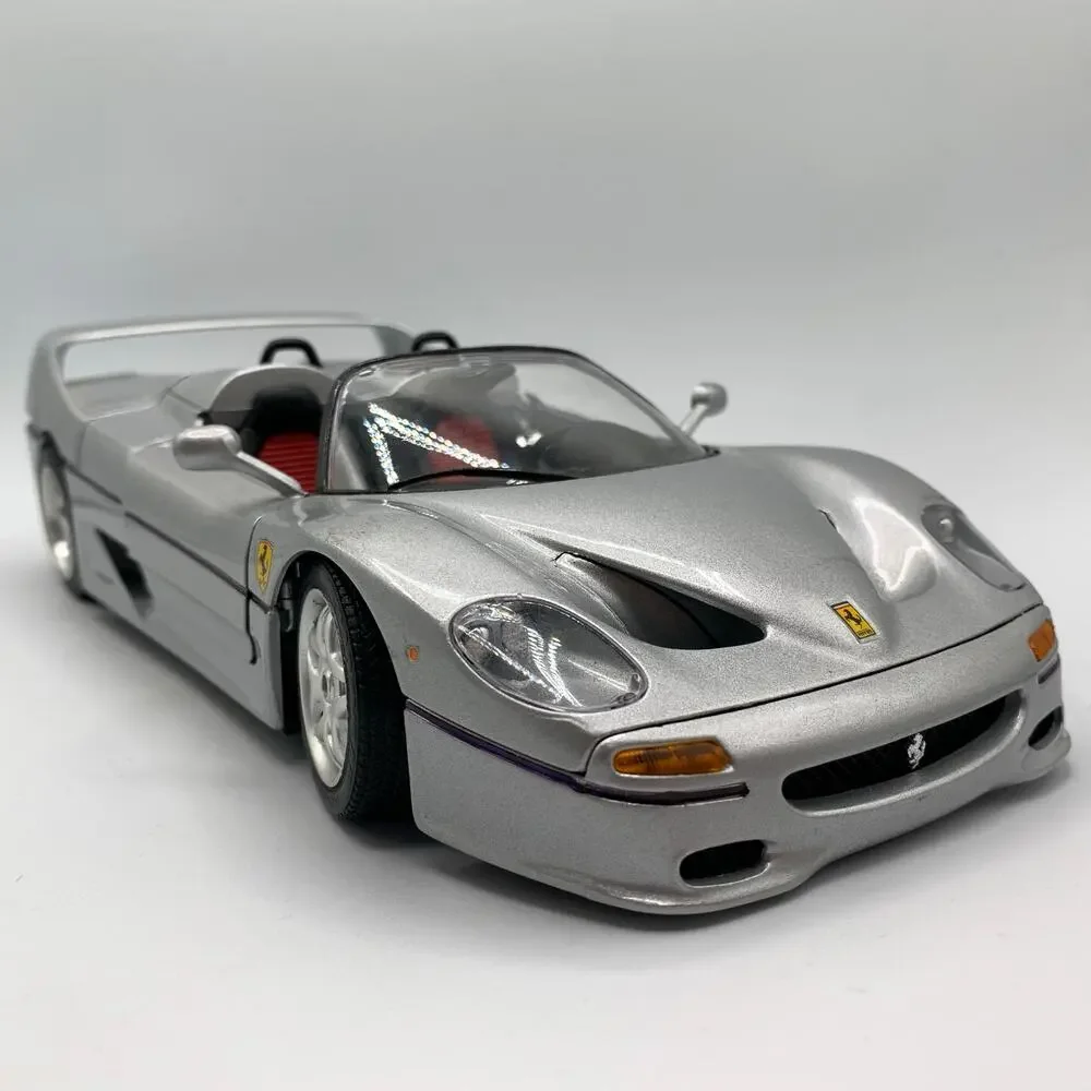 Bburago Ferrari F50, 1:18 Die-Cast Model Car, Silver, Open Top, Opening Doors